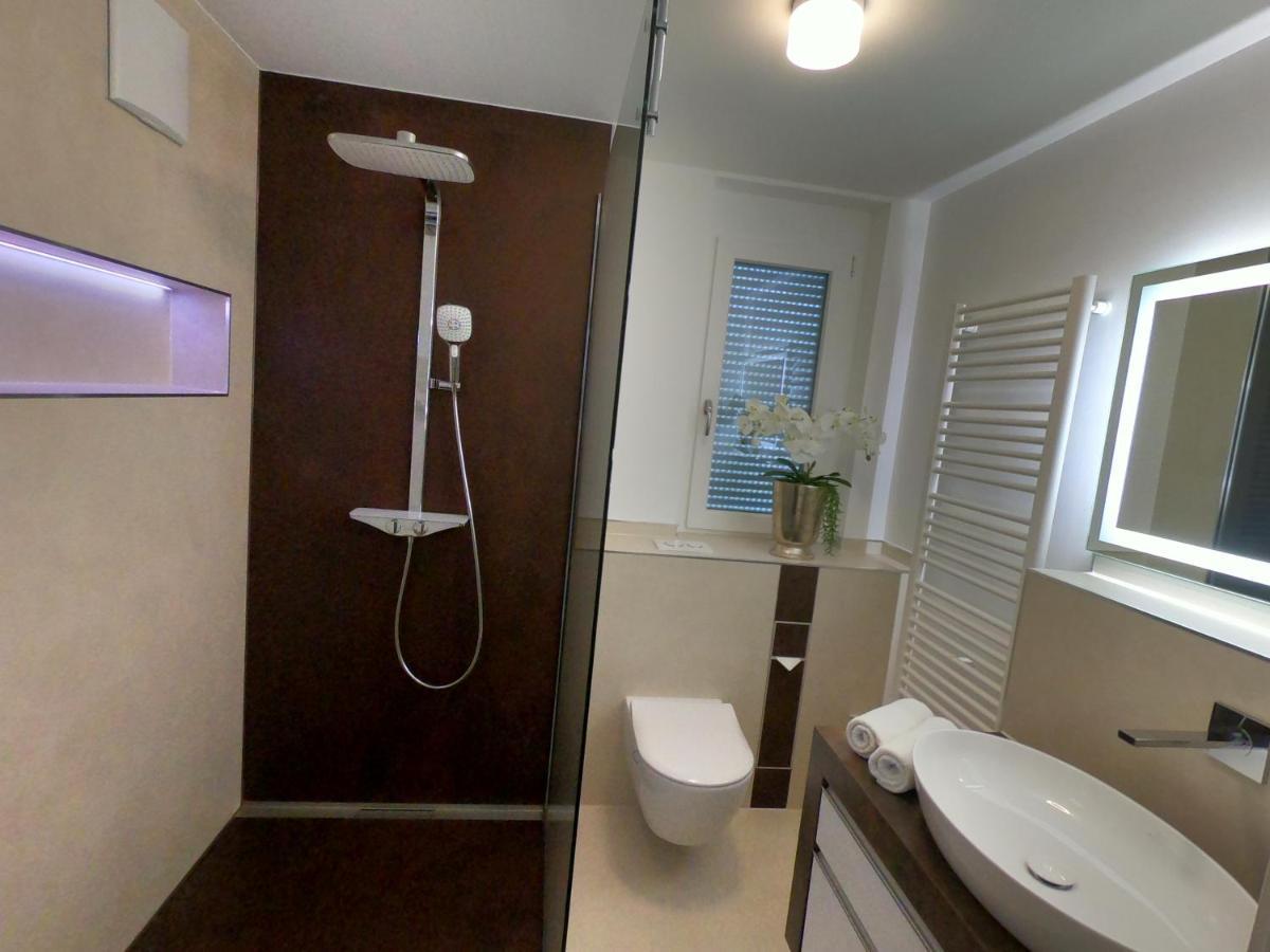 Antike & Modern Deluxe Lägenhet Günzburg Exteriör bild